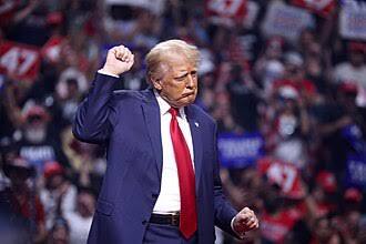 Trump’s schoolyard attacks on opponents continue